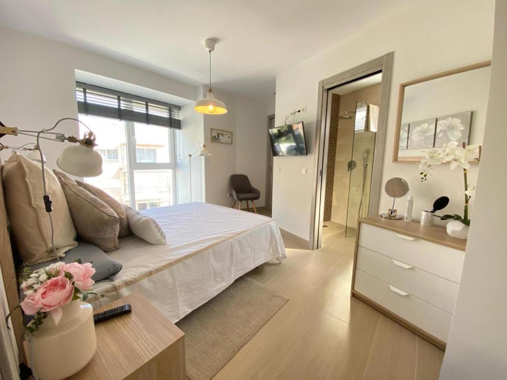 Brisa Puerto Marina Apartments เบนัลมาเดนา ภายนอก รูปภาพ